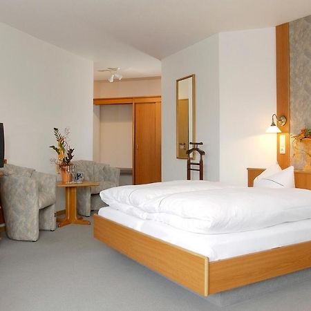 Hotel Rossner Münchberg Oda fotoğraf